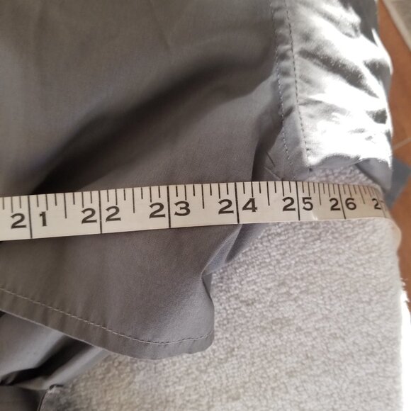 London Fog 44R Grey Trench Coat — Classic Mid-Length, Belted, Fully Lined - Picture 6 of 9